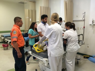 Students on our emergency care practical program in the clinic in Mexico