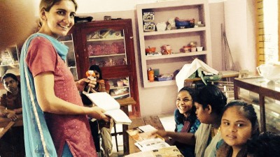 Tish with fellow doctors on her medical placement in India